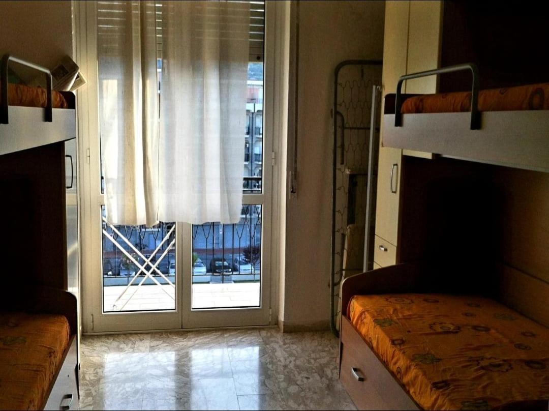 Апартаменты Albenga Sul Mare Famiglie Ed Amici Fino 10 Posti Экстерьер фото