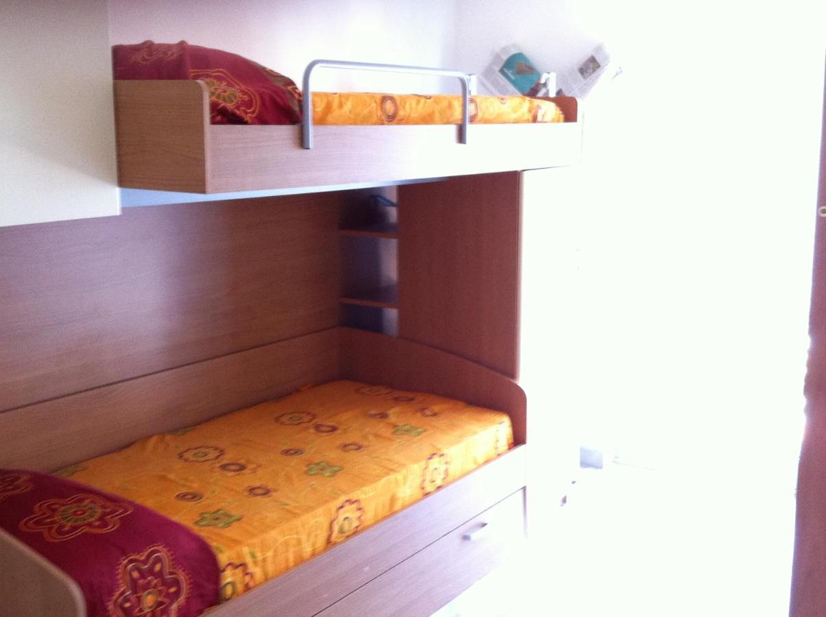Апартаменты Albenga Sul Mare Famiglie Ed Amici Fino 10 Posti Экстерьер фото